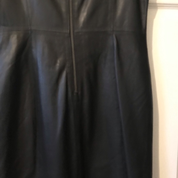 Dress - Picture 7 of 7